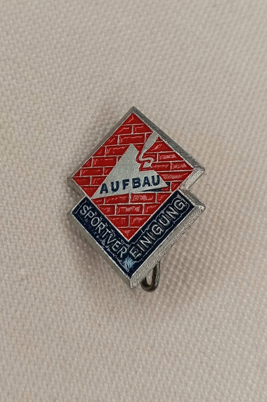 DDR Anstecknadel: Sportvereinigung "Aufbau"