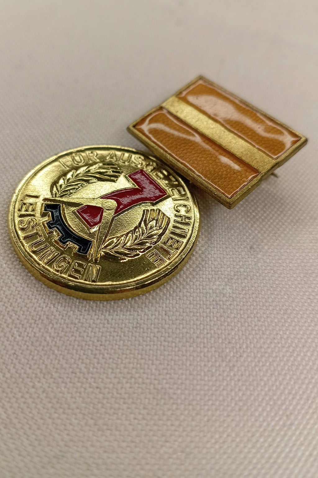 DDR Auszeichnung "Aktivist des Siebenjahrplanes"