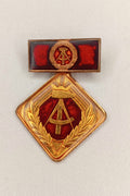 DDR Auszeichnung "Aktivist der sozialistischen Arbeit" – Klassische Rautenform