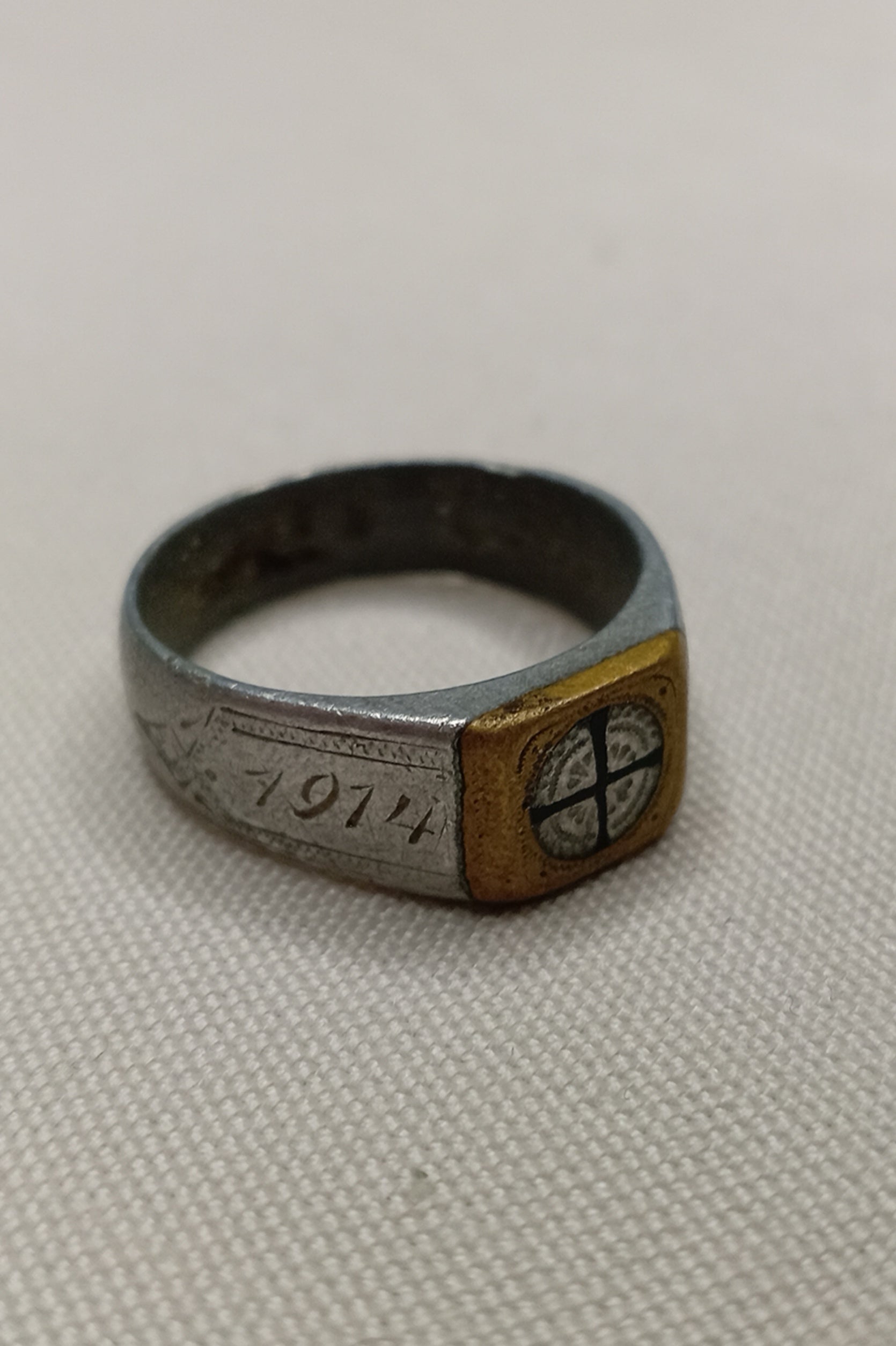 WWI Veteranen-Ring "1914 – 1918" – Eisernes Kreuz (Aluminium/Patriotika)