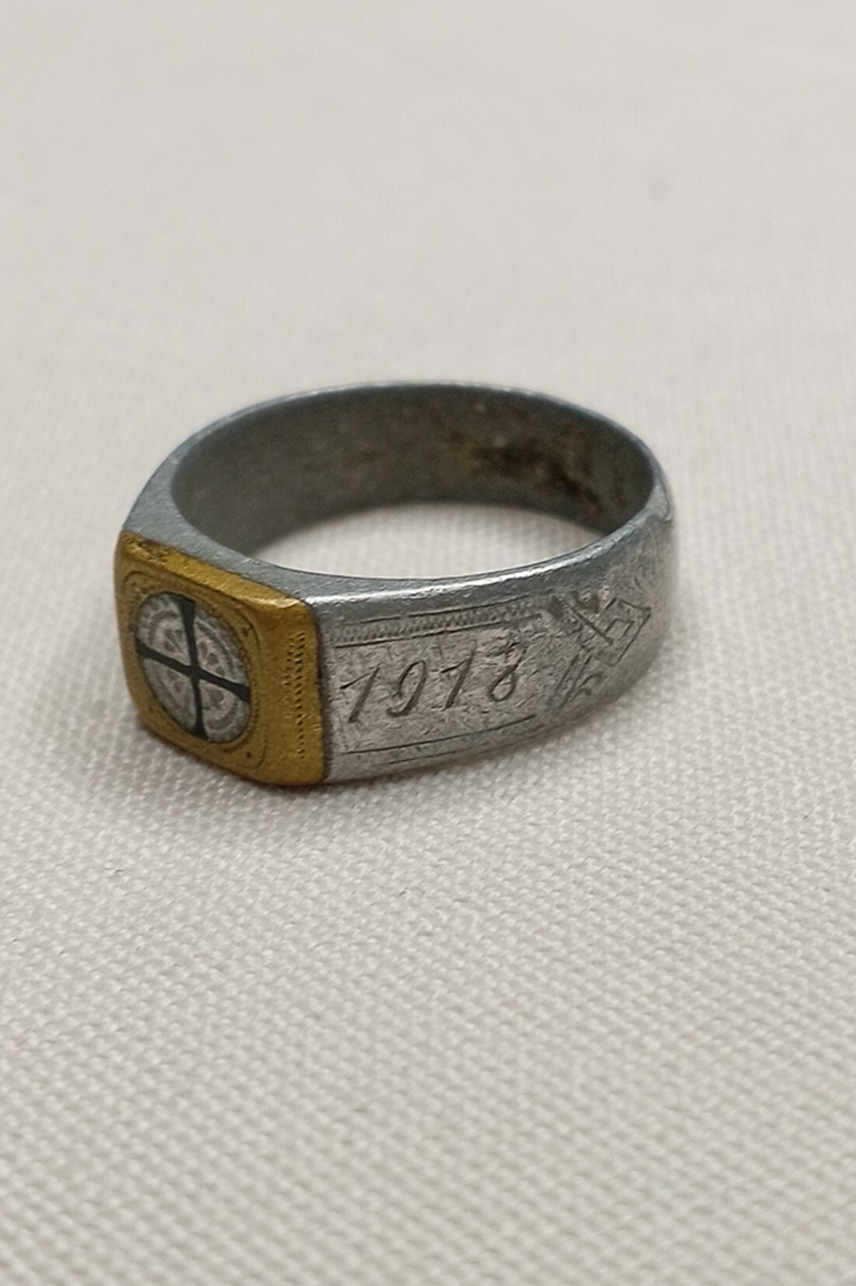 WWI Veteranen-Ring "1914 – 1918" – Eisernes Kreuz (Aluminium/Patriotika)