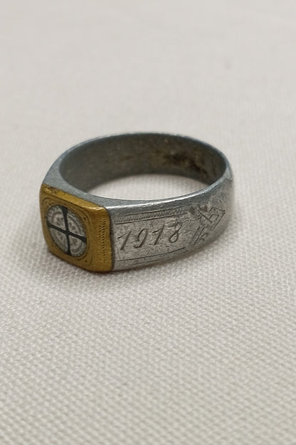WWI Veteranen-Ring "1914 – 1918" – Eisernes Kreuz (Aluminium/Patriotika)