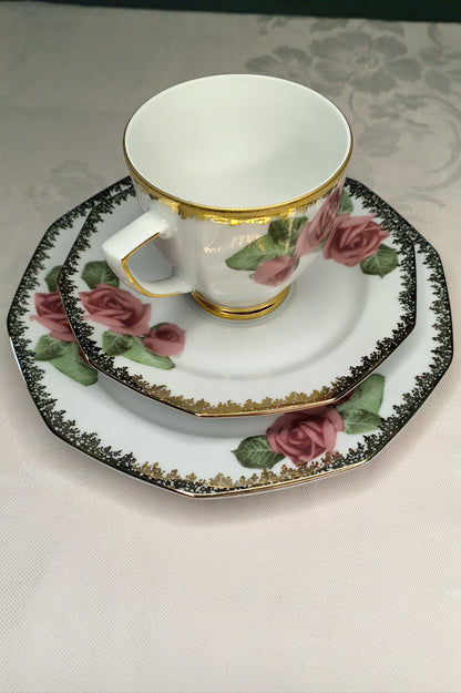 Vintage Sammelgedeck (3-tlg): Winterling Marktleuthen – rosa Rosen & Goldspitze (50er/60er Jahre)